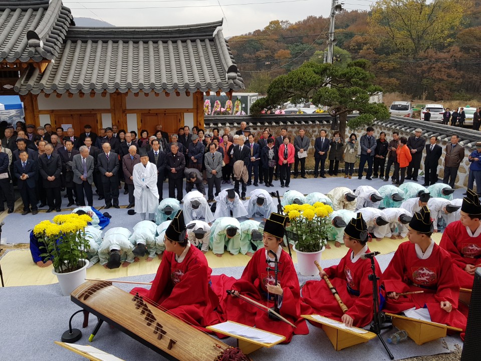 첨부파일